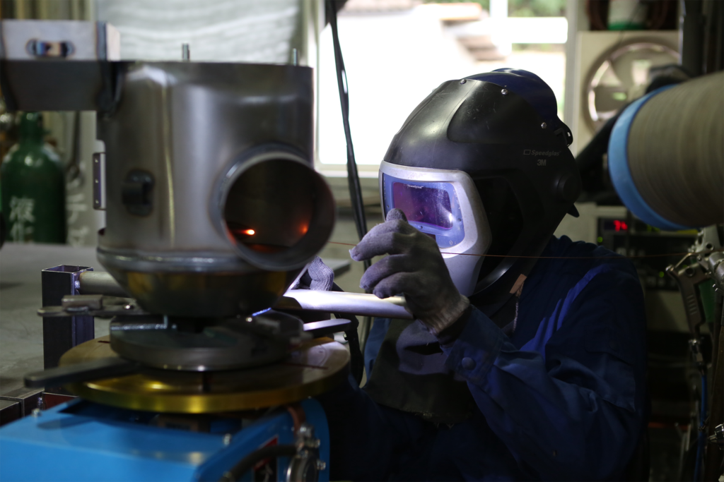 美咲町で求人を募集している斎藤鈑金の溶接工